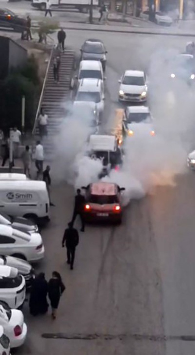 Ankara Keçiören'de lastik yakan sürücüye idari para cezası kesildi, 12 suç kaydı var