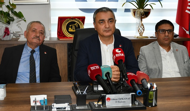 CHP'li Sarı Batman'da Terörsüz Türkiye sürecini başlangıç olarak gördüklerini söyledi