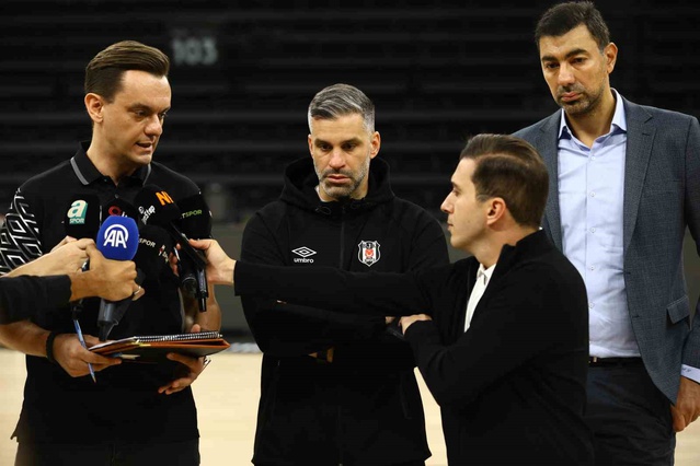 Beşiktaş'ta 13 yıl sonra EuroLeague'de Alimpijevic taraftardan destek istedi