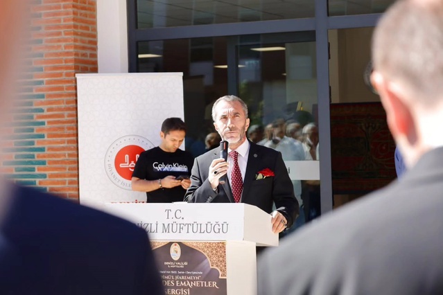 Mukaddes Emanetler Sergisi Denizli'de açıldı, Sakal-ı Şerif de yer alıyor