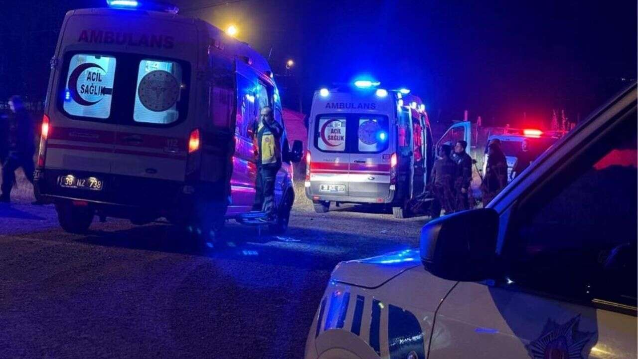 Kardeşler arasında bıçaklı kavga: 2 yaralı