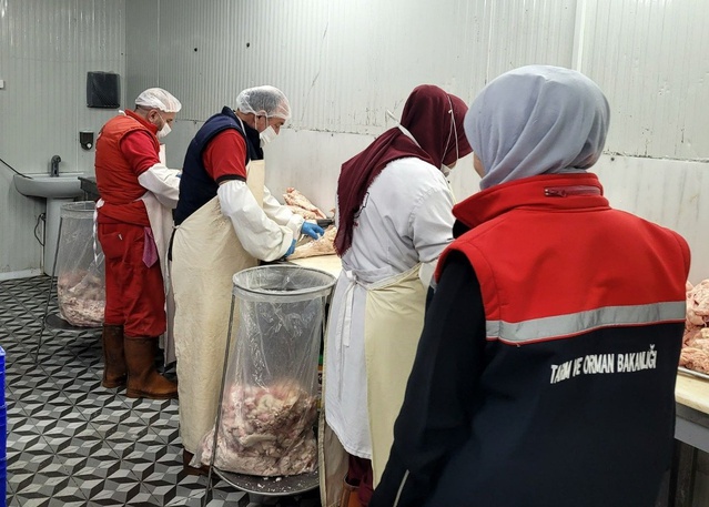 Erzurum'da bir haftada 458 gıda işletmesi denetlendi, 5 gıda numunesi alındı