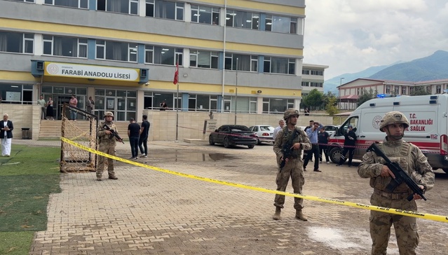 Öğretmenin öldürüldüğü olayda kahreden detayı vali açıkladı! Katiline evladı gibi bakmış