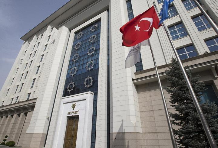 SON DAKİKA... 9 belediye başkanı AK Parti'ye geçecek