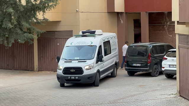 Gaziantep'te bir kişi, tartıştığı arkadaşını öldürüp intihar etti