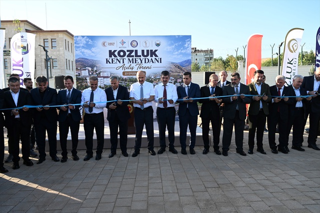 Batman Kozluk'ta 22 dönümlük Kent Meydanı açıldı, Vali Canalp törende konuştu