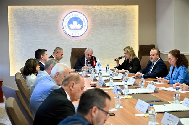 Kırklareli Üniversitesi Danışma Kurulu, kente sağlanacak projeleri görüştü