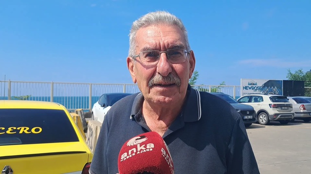 Sarp'ta vatandaş ve esnaf, azalan turizm ve TL'nin değer kaybından yakındı