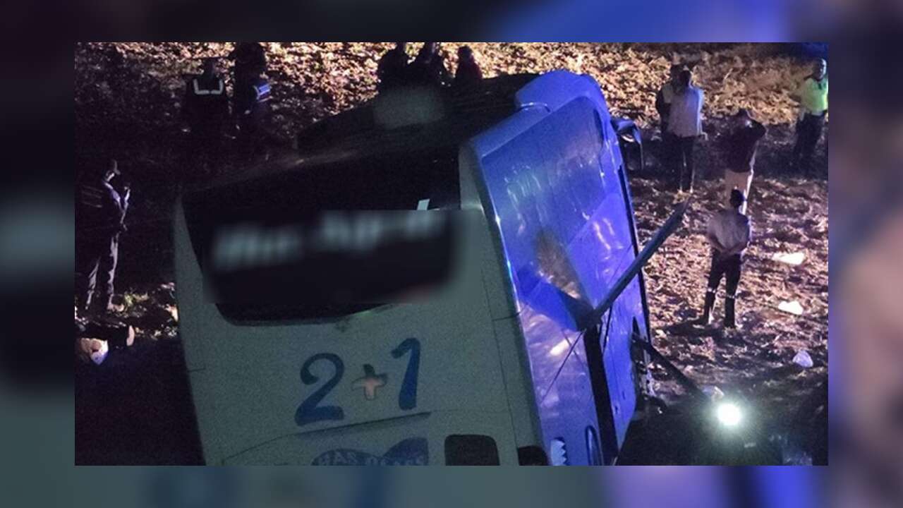 Yolcu otobüsü şarampole uçtu