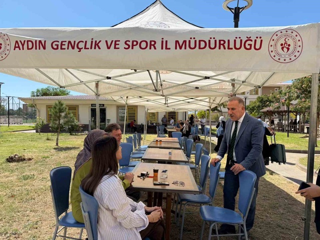 Aydın'da yurt kayıtları sürüyor, İl Müdürü Yığmatepe yeni dönem temennisinde bulundu