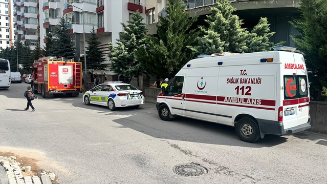 Niğde'de bir restoranın mutfağında çıkan yangın itfaiye ekiplerince söndürüldü