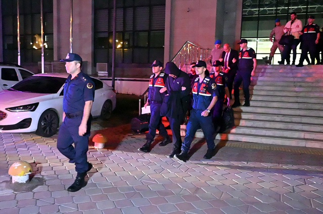 Kırıkkale'de Yahşihan Belediyesi yolsuzluk operasyonunda 15 zanlı tutuklandı