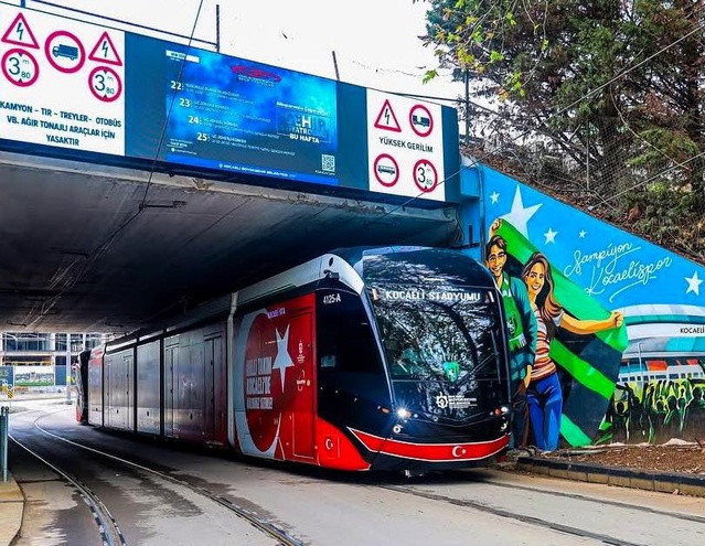 Kocaeli'de Fransa maçı öncesi tramvaylar saat 18.00'den itibaren ücretsiz olacak