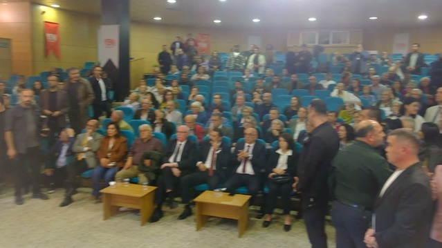 Eskişehir Odunpazarı'nda YENİ Parti ön seçiminde oylar yeniden sayılacak, arbede çıktı