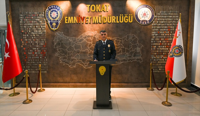 Rize'den Tokat'a atanan Kenan Şengül, Emniyet Müdürlüğü görevine başladı
