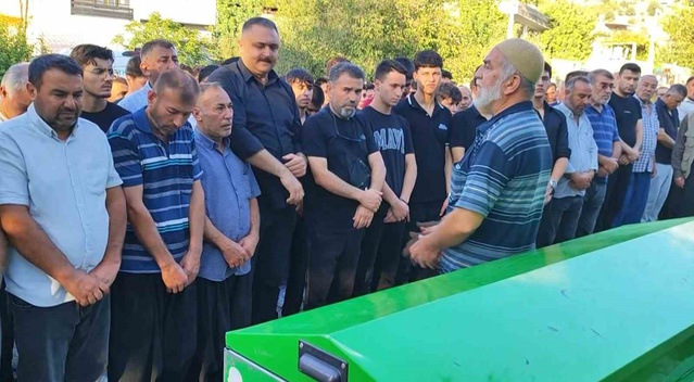 Adana Kozan'da kazada ağır yaralanan 17 yaşındaki çocuk hayatını kaybetti