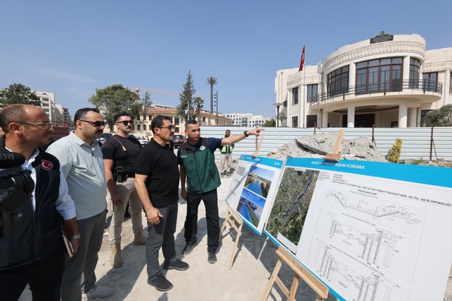 Vali Masatlı, Hatay Antakya'da yeniden inşa edilen 54 yıllık Ata Köprüsü'nü inceledi