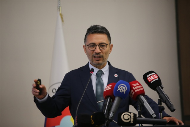 Aydın'da AYSO buluşmasında 2025 sektör ihracatının 10 milyar doları geçtiği belirtildi