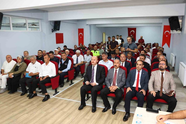 Adıyaman'da 4. Halk ve Güvenlik toplantısında 5 mahallenin talepleri dinlendi