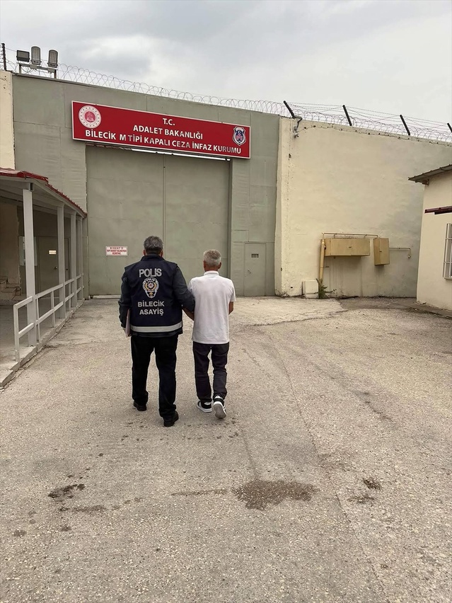 19 yıl 6 ay 26 gün hapis cezalı firari, Bilecik'te kömür deposunda yakalandı