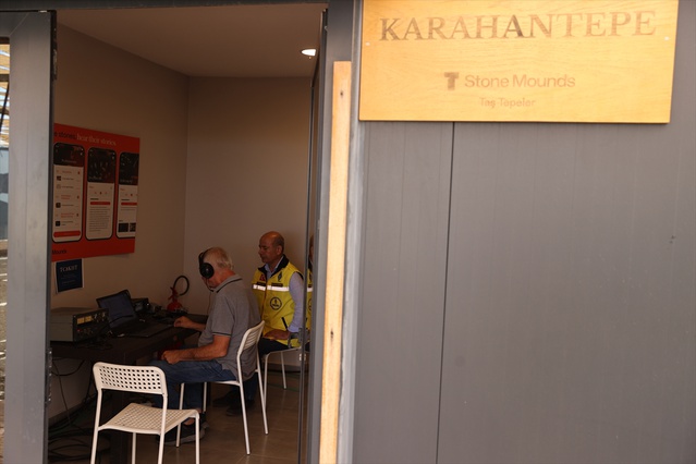 Şanlıurfa'da Karahantepe, amatör telsizle 40'a yakın ülkeden telsizcilere tanıtıldı