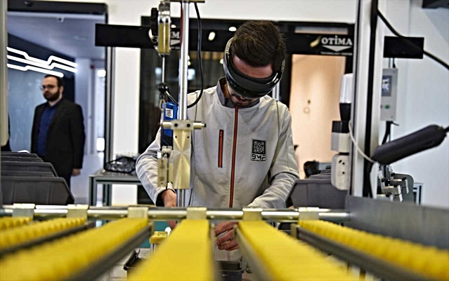 113 işletmeye destek veren Bursa Model Fabrika, KOSGEB SEGEM statüsü kazandı