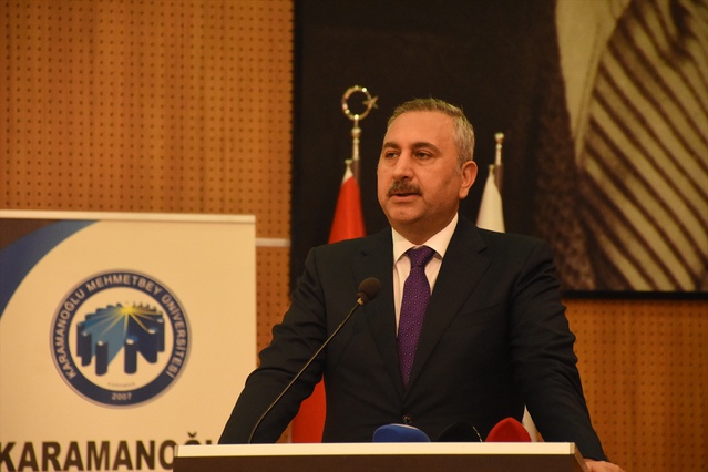 AK Parti Grup Başkanvekili Gül, Karaman'da akademik yıl açılış töreninde konuştu: