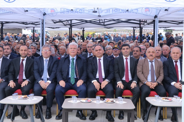 Çankırı Kurşunlu'da 150 milyon TL'lik parke taşı ve beton santrali hizmete girdi