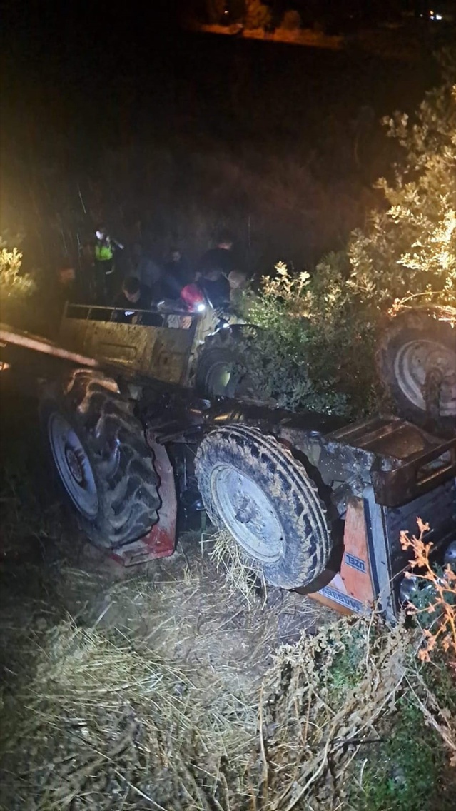 İzmir Kiraz'da devrilen traktörün altında kalan sürücü yaşamını yitirdi