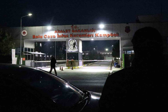 Bolu T Tipi Cezaevi'nde tutuklu mahkum, koğuş tuvaletinde asılı halde ölü bulundu