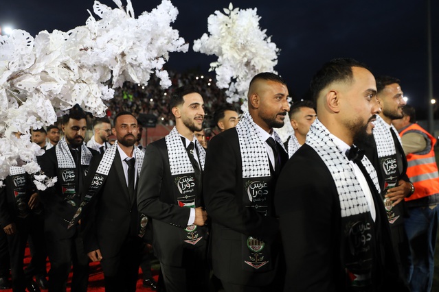Batı Şeria'da toplu nikah töreni 88 Filistinli gelin ve damadı buluşturdu