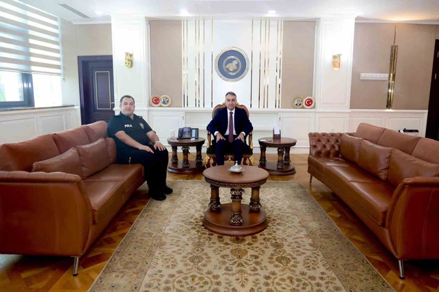 Karabük Valisi Çağatay, Emniyet Müdürü Tınmazol'a teşkilata destek sözü verdi