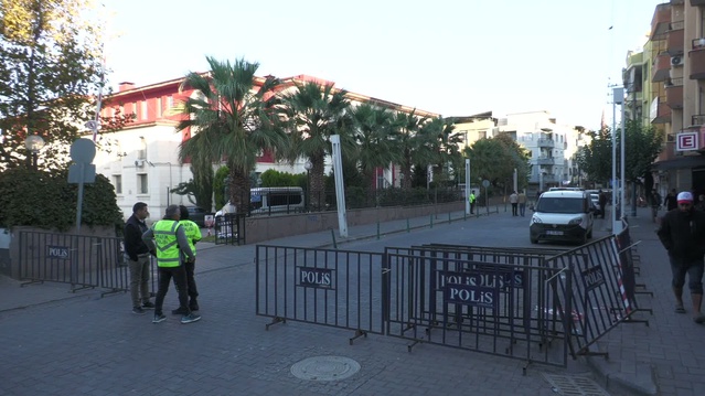 Manisa Turgutlu'da 11 öğrenciyi yaralayan saldırı sonrası 10 şüpheli adliyeye sevk edildi