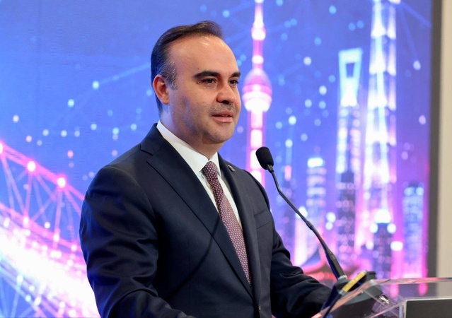 Bakan Kacır: "Türkiye Yüzyılı Kalkınma Hamlesi Programı kapsamında yatırımcılarımız için doğrudan ÖFB düzenlenecek"