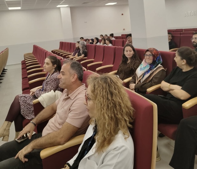 Sinop Atatürk Devlet Hastanesi idari personeline YEDAM'dan bağımlılık eğitimi verildi