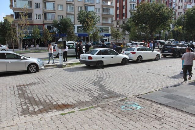 Erol Baysal, Aksaray'da 5. kattaki balkondan düşerek ağır yaralandı