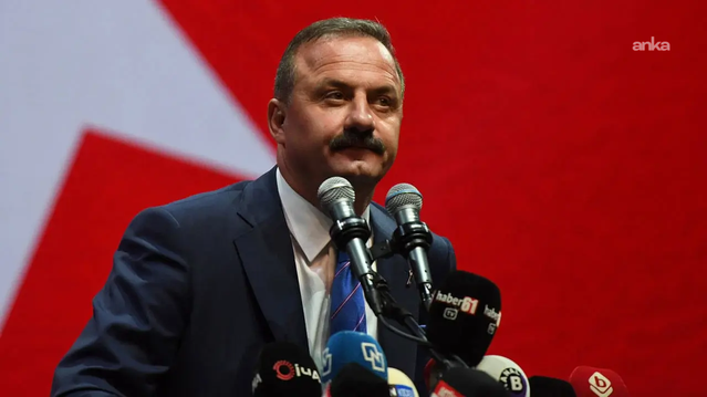Anahtar Parti lideri Ağıralioğlu Türk Dil Bayramı'nda Türkçeye sahip çıkma çağrısı yaptı