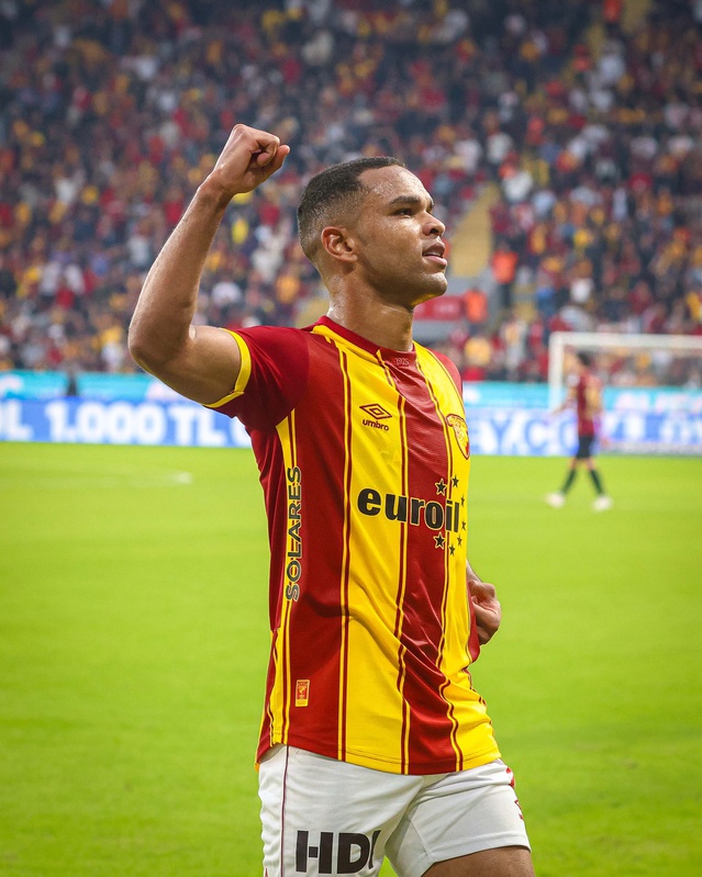 Göztepe 6 maçta 3 puan topladı, Juan Silva 6 maçta 4 kez ağları sarstı