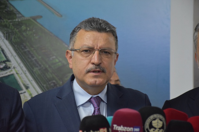 Trabzon'da Uzunkum Millet Bahçesi'nin bir yıl içinde tamamlanması hedefleniyor