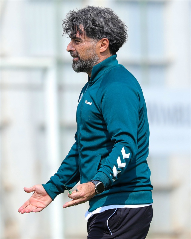 TÜMOSAN Konyaspor, Başakşehir maçı öncesi çift kale maçla hazırlıklarını sürdürdü