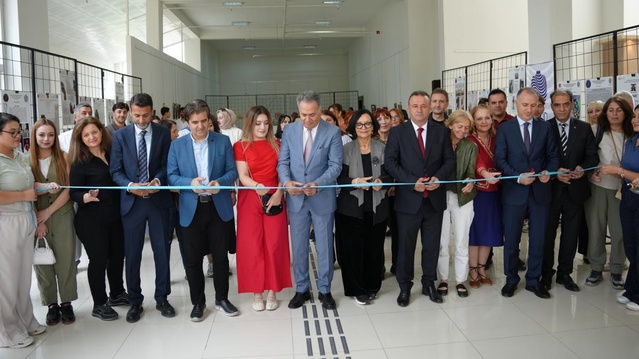 Malatya'da 7. Seramik Sanatı Eğitimi konferansı Arslantepe temasıyla açıldı