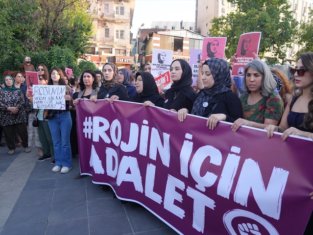 Diyarbakır'da Rojin Kabaiş için yürüyüşte iki dosyanın aydınlatılması istendi