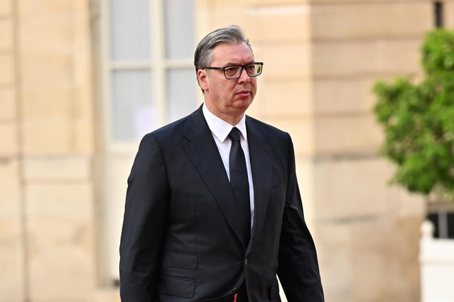 Aleksandar Vucic cumhurbaşkanlığını bıraktı! Sırbistan'a Brnabic vekalet edecek