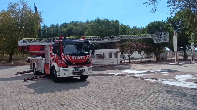 Manavgat İtfaiyesi 42 metre merdivenli araç dahil 2 yeni araçla güçlendi