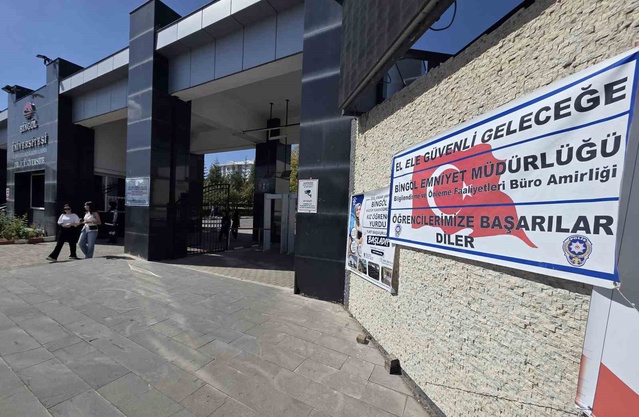 Bingöl'de Terörle Mücadele ekipleri üniversitede yaklaşık 5 bin kişiye ulaştı