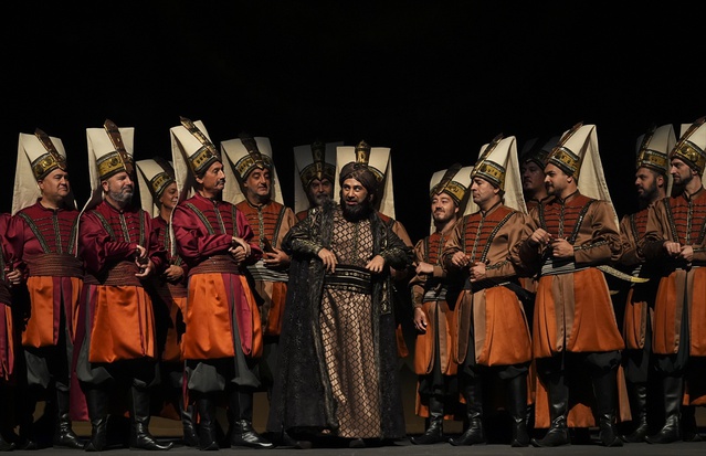 Okan Demiriş'in IV. Murat operası Özörten yorumuyla 1 Ekim'de Bornova'da sahnelenecek