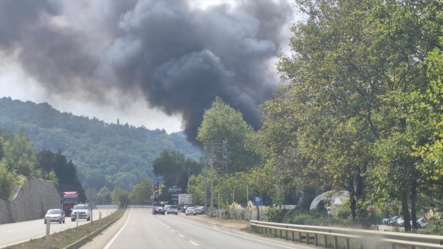 Bursa Osmangazi'de düğün salonunun restoran bölümünde çıkan yangın söndürüldü