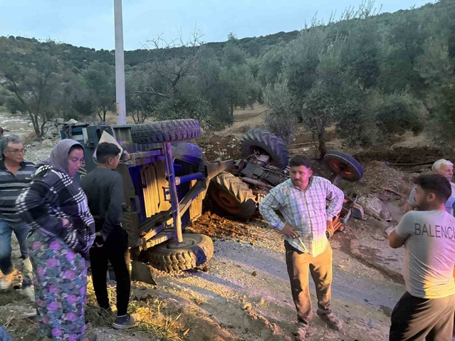Aydın Bozdoğan'da patika yoldan inen traktör devrildi, sürücü yaralandı