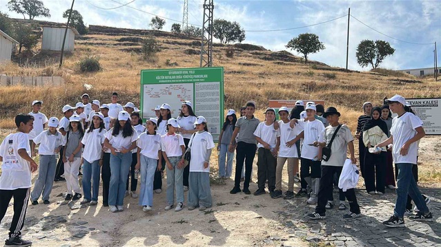 Tigris Bisiklet ve Doğa Sporları Kulübü, köy okulu öğrencilerini Zerzevan'a götürdü