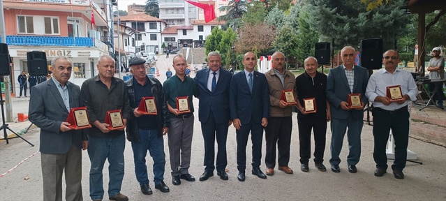İskilip'te Ahilik Haftası 11. kez kutlandı, yılın ahisi Ömer Uçar'a kuşak takıldı